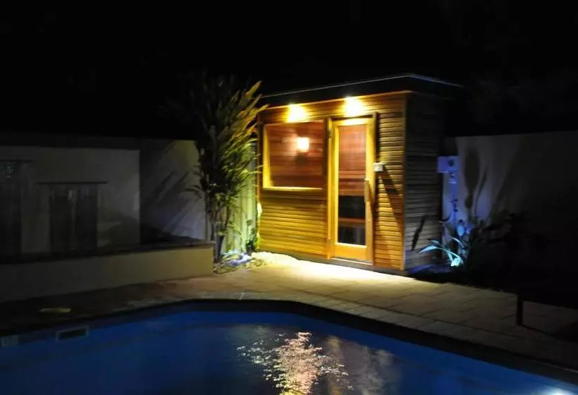 בית מלון כפרי Best Western Plus Quarterdecks Retreat