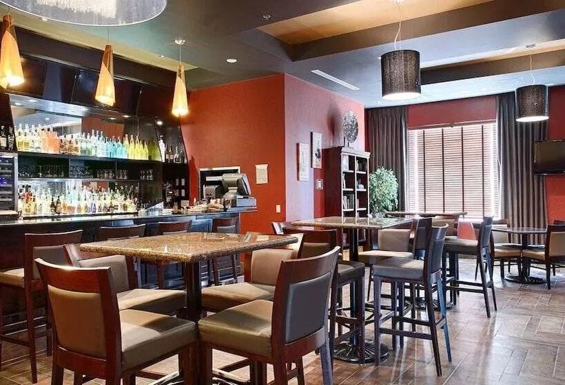 酒店 Best Western Sunrise Inn & Suites