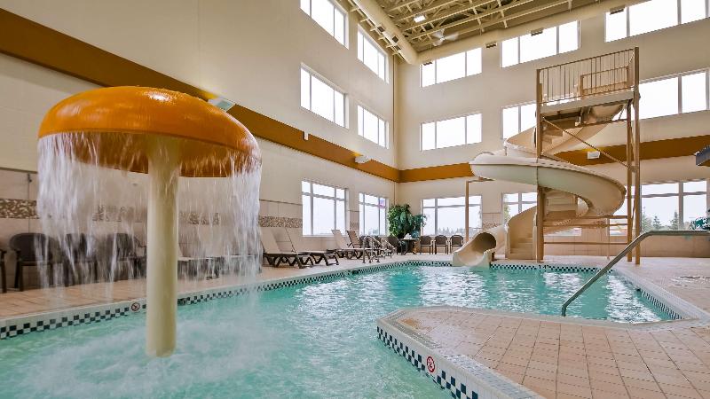 Отель Best Western Sunrise Inn & Suites