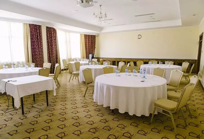 ホテル Boma Inn Nairobi