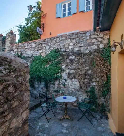 Hotel Byron Traditional