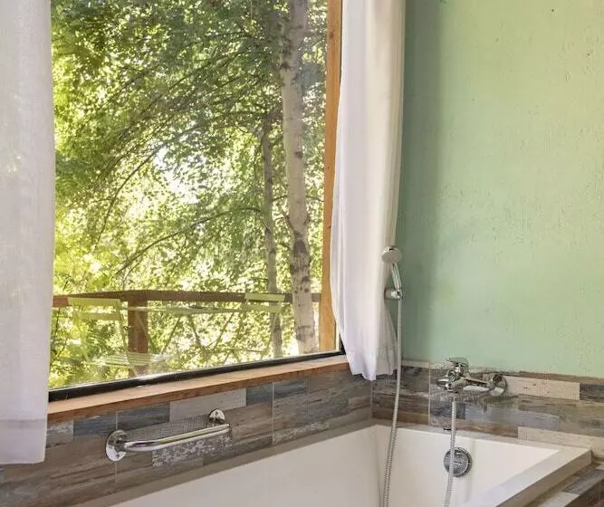 هتل Colina Del Manzano