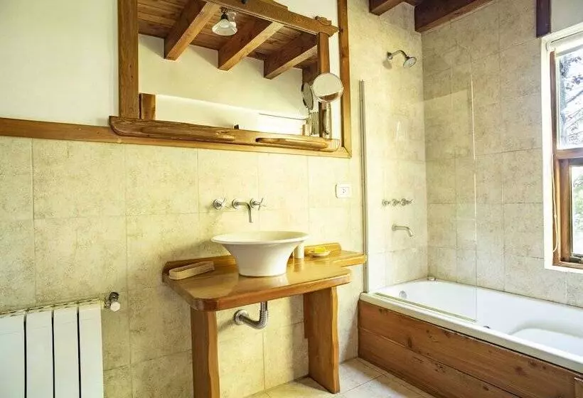 هتل Colina Del Manzano