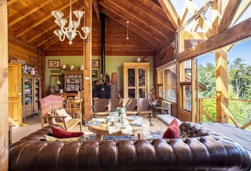 هتل Colina Del Manzano