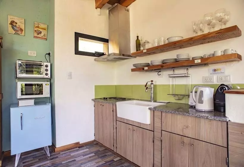 هتل Colina Del Manzano