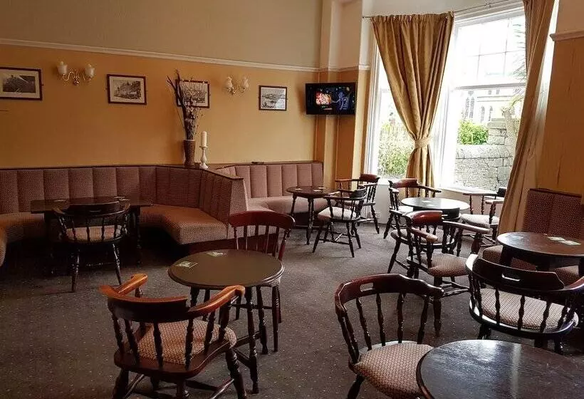 בית מלון כפרי Grand Ash