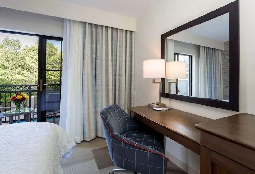 ホテル Hampton Inn Santa Barbara/goleta