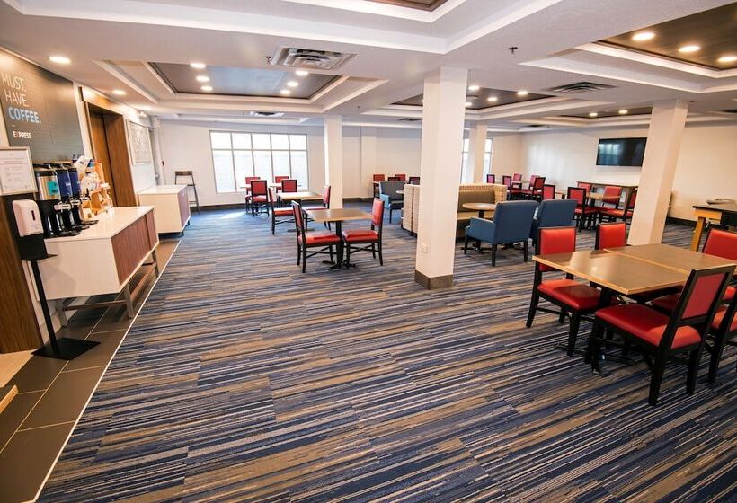 Holiday Inn Express Hotel & Suites Hinton, An Ihg