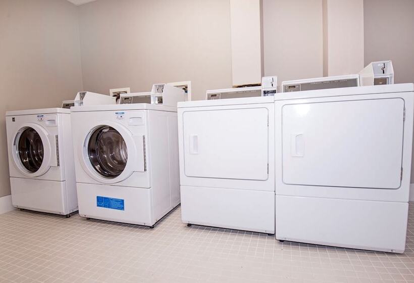 Holiday Inn Express Hotel & Suites Hinton, An Ihg