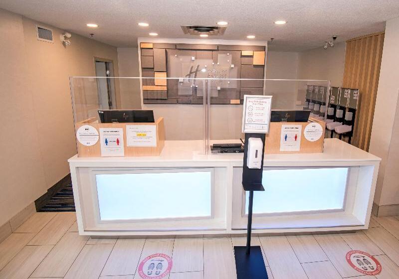 Holiday Inn Express Hotel & Suites Hinton, An Ihg