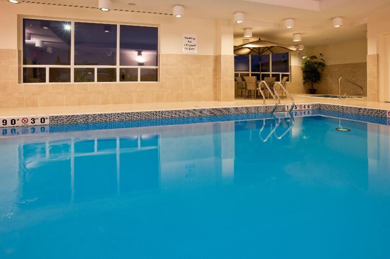 Szálloda Holiday Inn Express New Liskeard