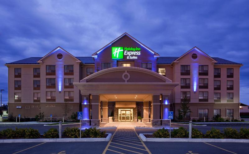 Szálloda Holiday Inn Express New Liskeard