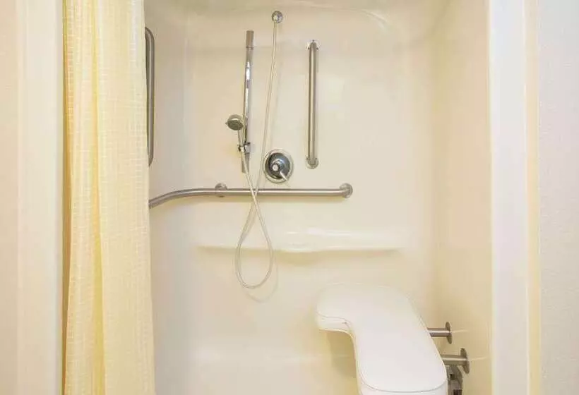 호텔 Travelodge By Wyndham Fort Myers Airport