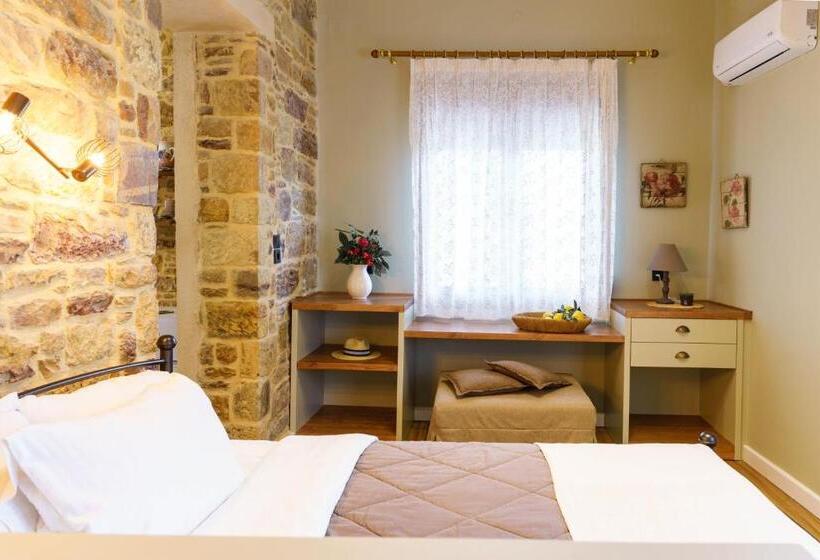 호텔 Voulamandis House