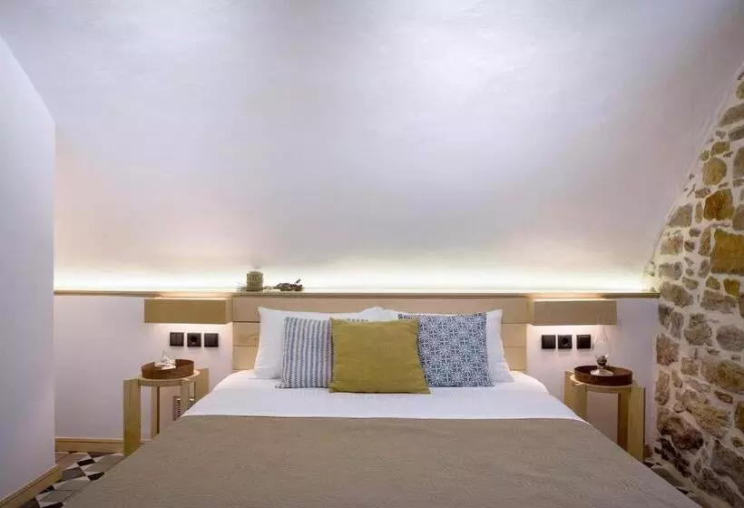 فندق Voulamandis House