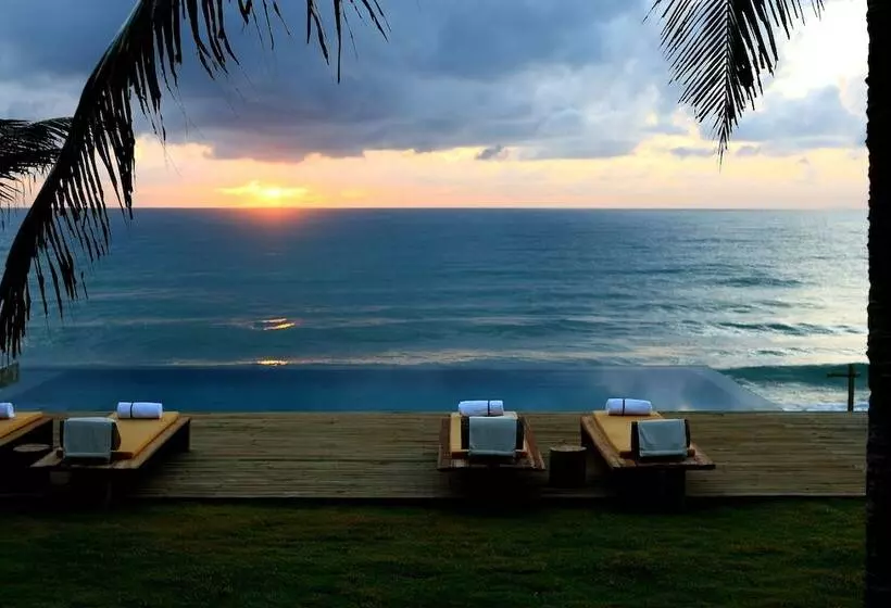 Kenoa Exclusive Beach Spa & Resort