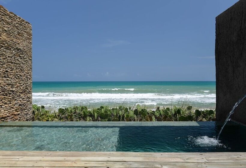 Kenoa Exclusive Beach Spa & Resort