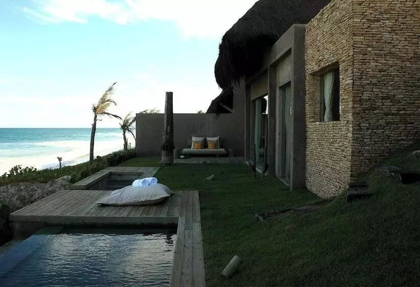 Kenoa Exclusive Beach Spa & Resort