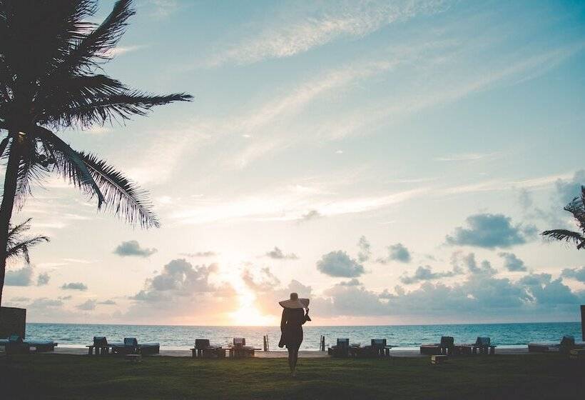 Kenoa Exclusive Beach Spa & Resort