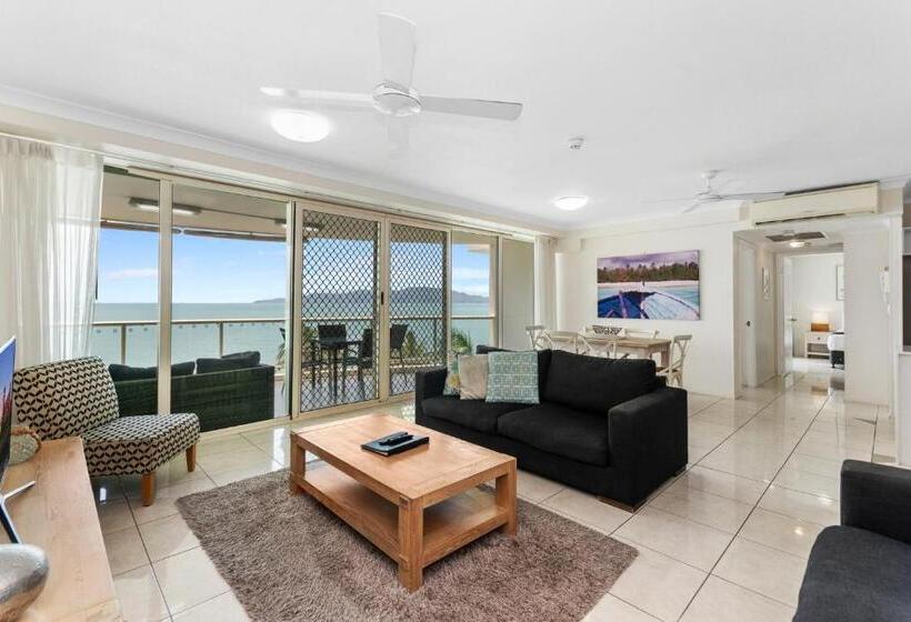 Mariners North Holiday Apartments