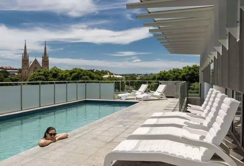 Oaks Ipswich Aspire Suites