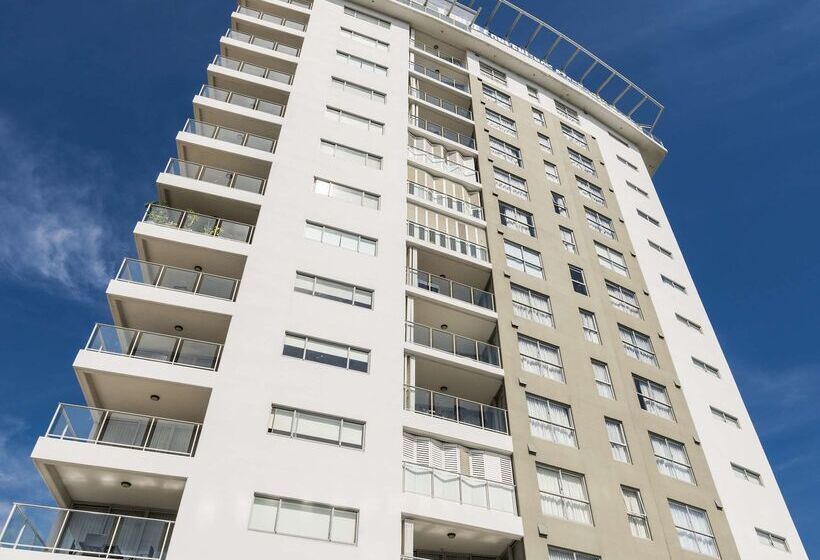 Oaks Ipswich Aspire Suites