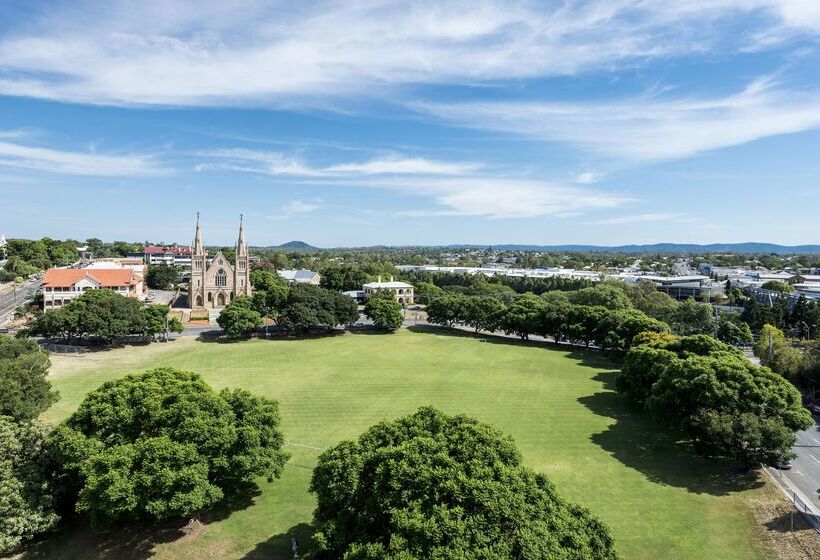 Oaks Ipswich Aspire Suites