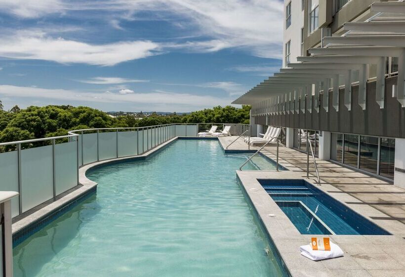 Oaks Ipswich Aspire Suites