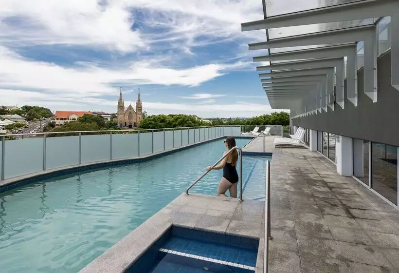 Oaks Ipswich Aspire Suites