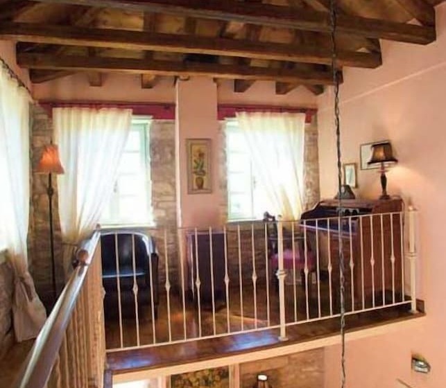 Primoula Country Hotel & Spa