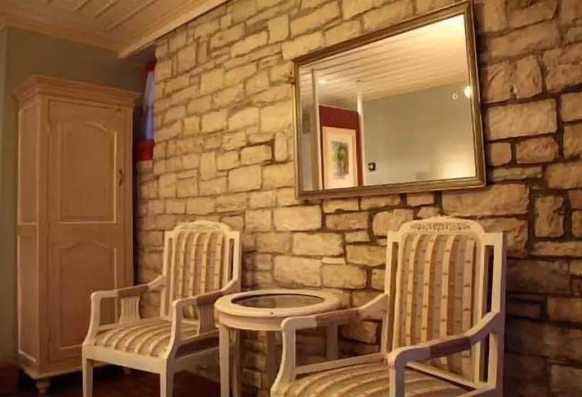 Primoula Country Hotel & Spa