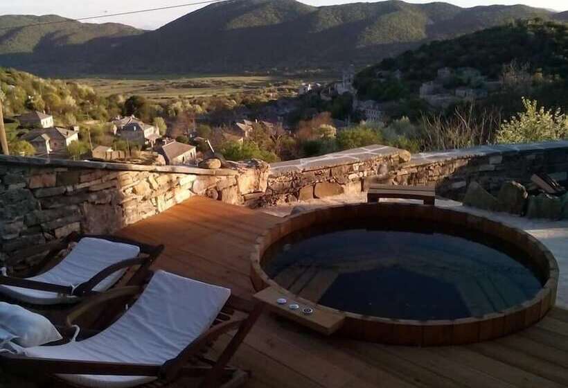 Primoula Country Hotel & Spa