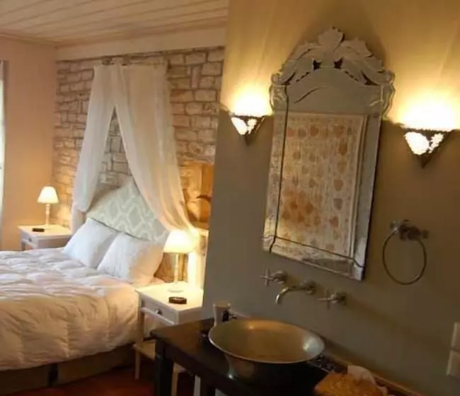 Primoula Country Hotel & Spa