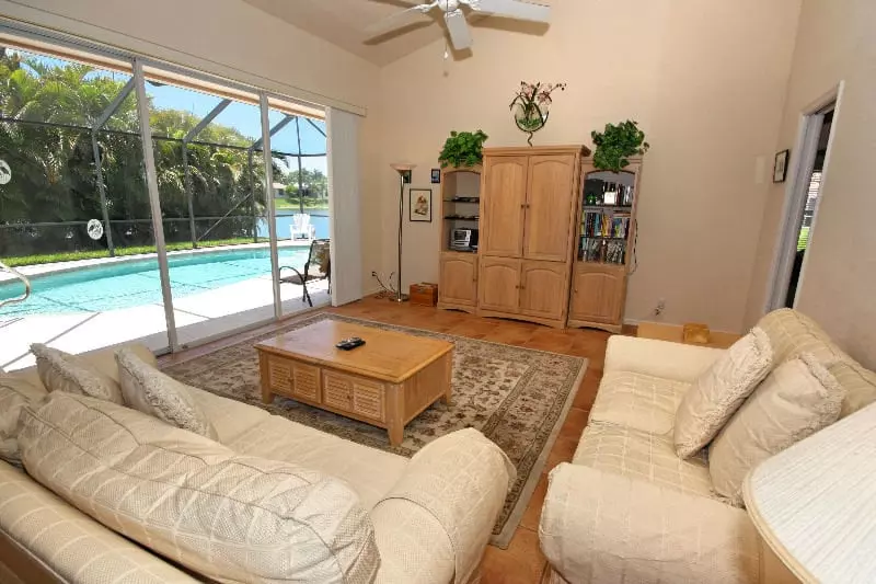 Universal Vacations Naples Area Homes