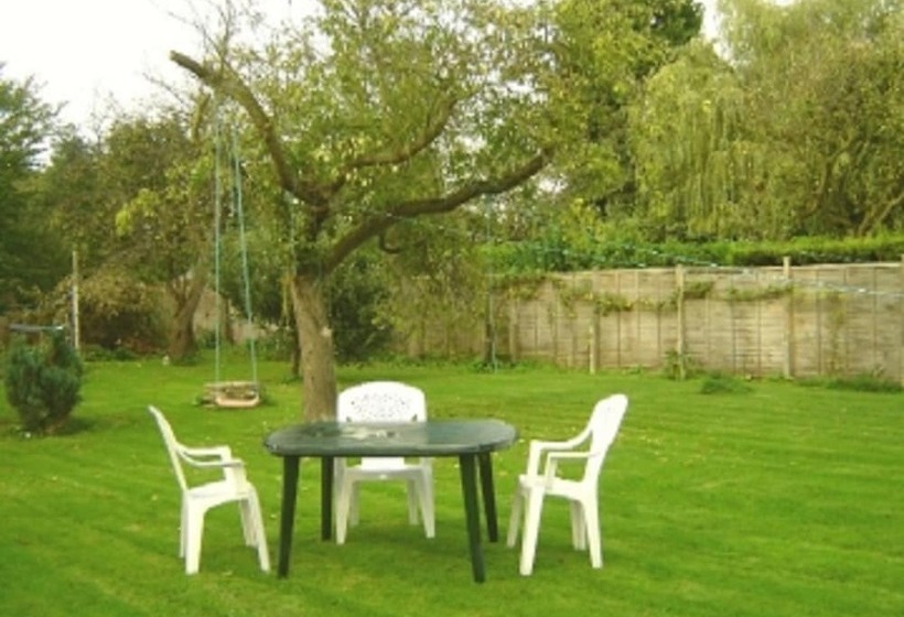 Alpha Milton Guest House