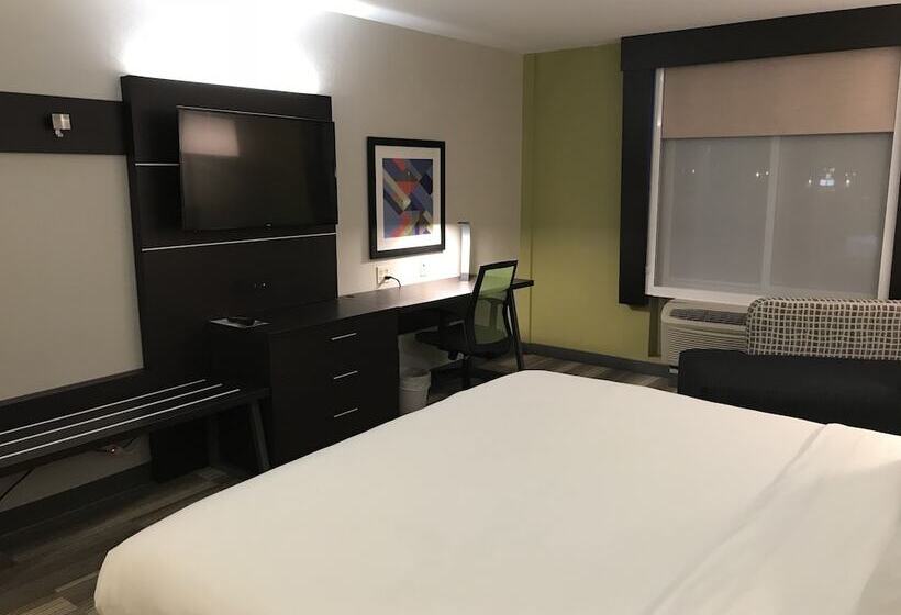 Holiday Inn Express Hotel & Suites Canton, An Ihg