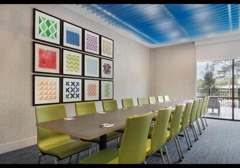 Holiday Inn Express Hotel & Suites Canton, An Ihg