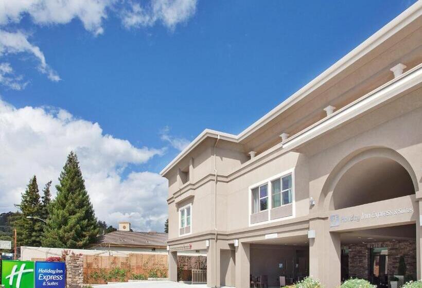 Holiday Inn Express Hotel & Suites Santa Cruz, An Ihg