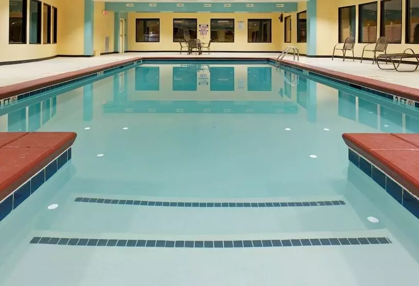 Holiday Inn Express Hotel & Suites Sylacauga By Ihg