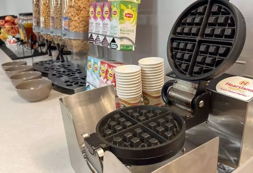 فندق Coast Hinton