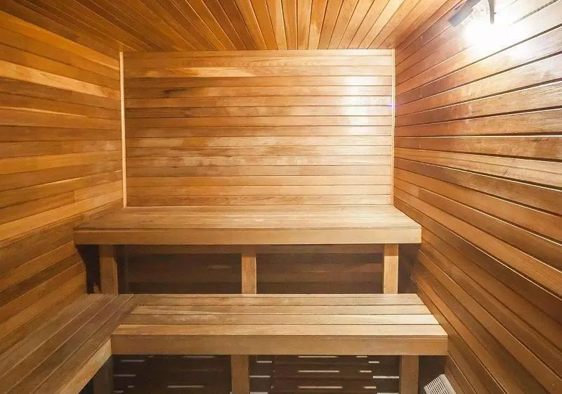 فندق Coast Hinton