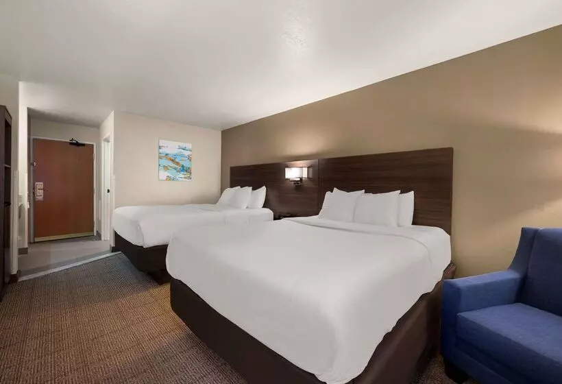 호텔 Comfort Inn & Suites