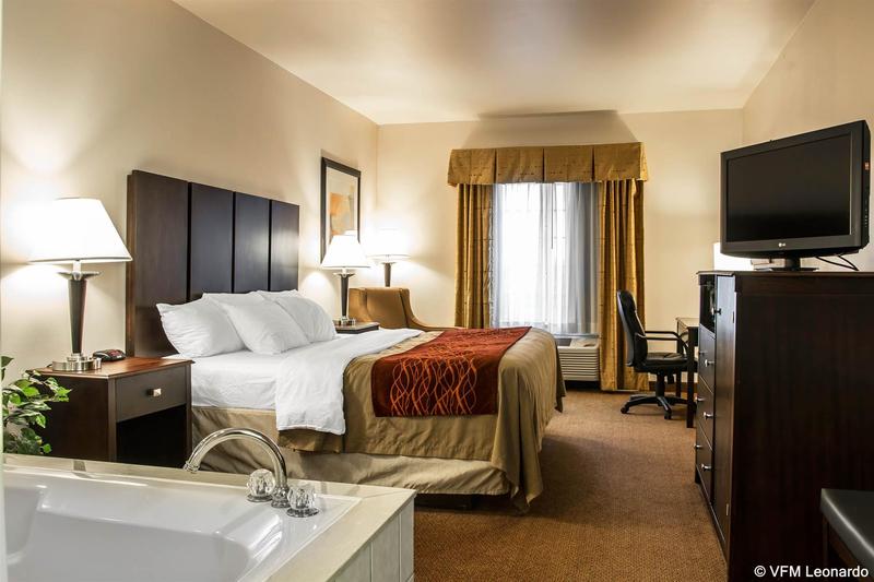 فندق Comfort Inn & Suites