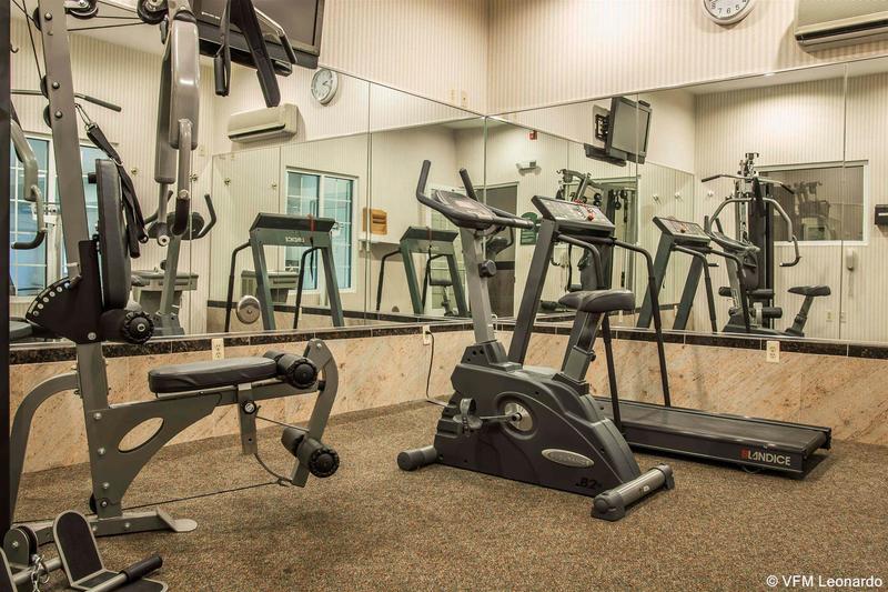 فندق Comfort Inn & Suites