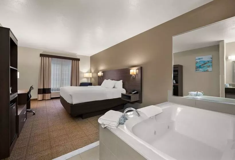 호텔 Comfort Inn & Suites