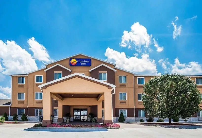 ホテル Comfort Inn & Suites Moberly