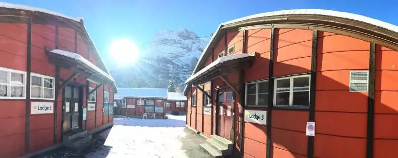 Hotelli Downtown Lodge Hostel - Unique Simple Central