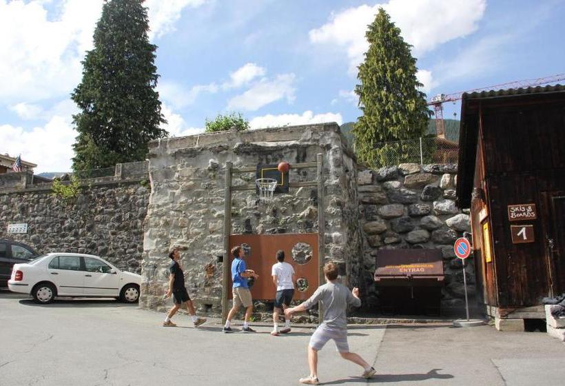 Otel Downtown Lodge Hostel - Unique Simple Central