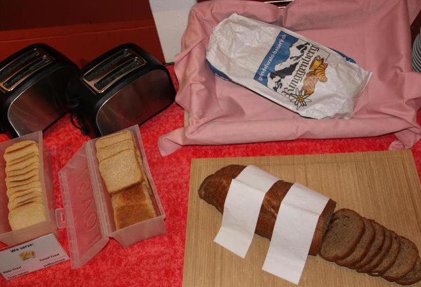 Otel Downtown Lodge Hostel - Unique Simple Central