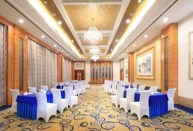 Empark Grand Hotel Changsha